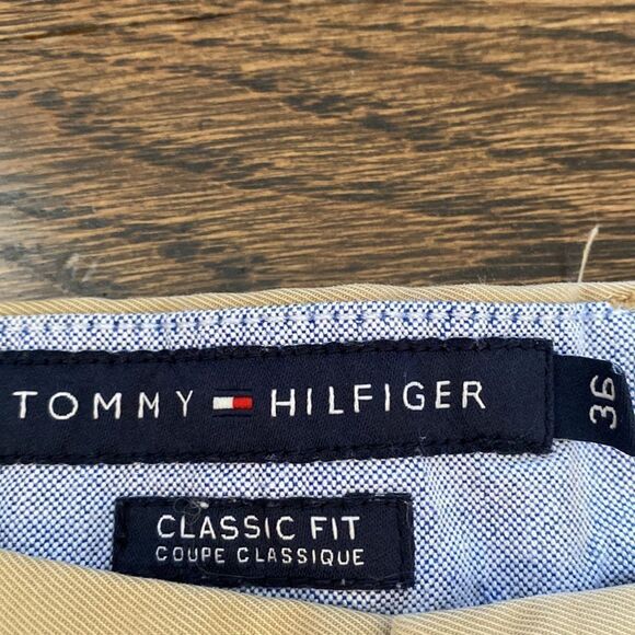 Tommy Hilfiger shorts size 36 - Picture 2 of 3